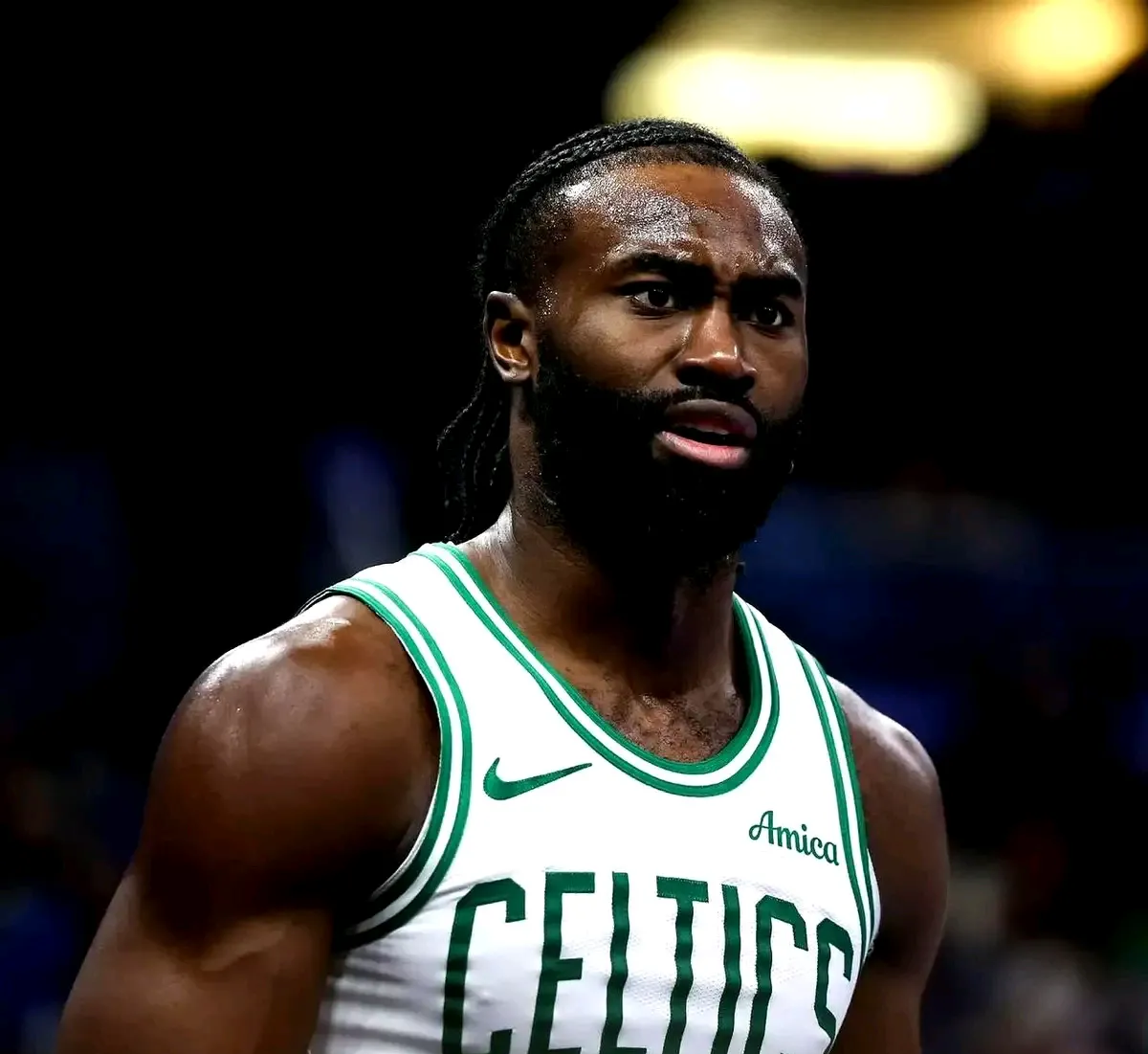 凯尔特人B队强势湖人B队，恩比德三分雨点燃全场的简单介绍