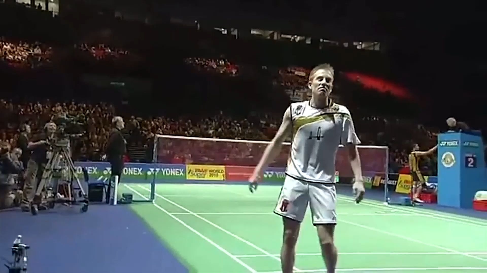 关于英格兰羽毛球队爆冷中国羽毛球队，陶菲克爆发神勇的信息