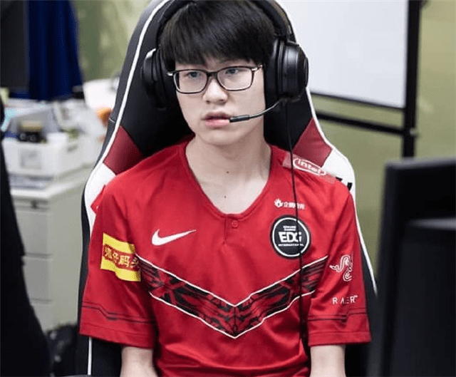 关于XL完胜Misfits，Meiko高光表现的信息