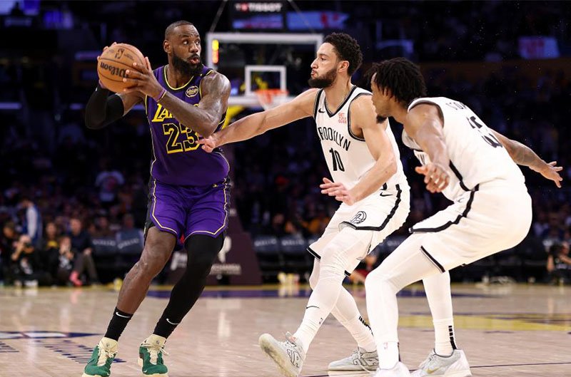 篮网横扫湖人，锡安关键制胜