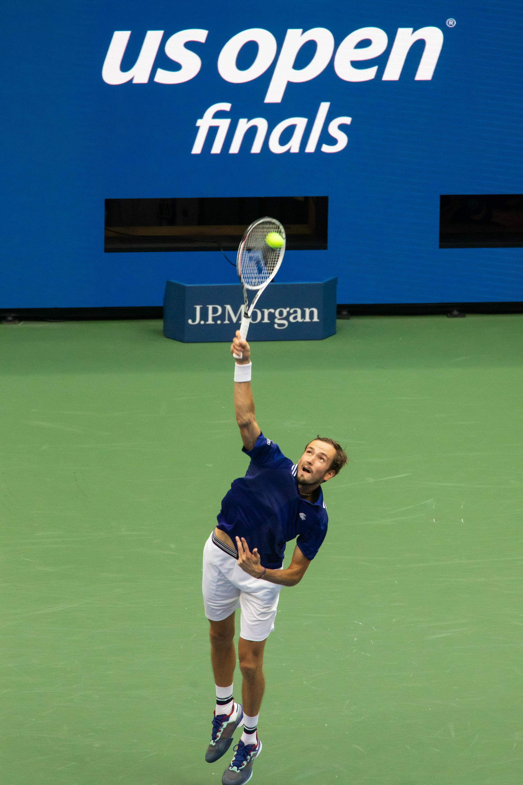 澳大利亚网球队横扫世界网球队，梅德韦杰夫爆发神勇