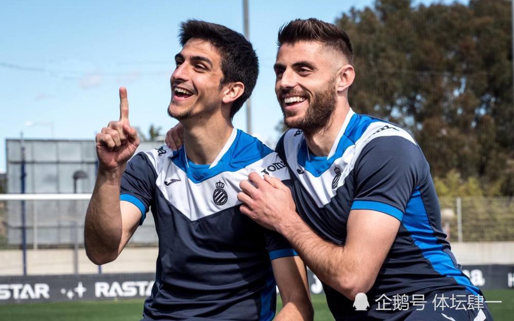 爱游戏入口-橄榄球队主教练发声，誓言带队登顶的简单介绍