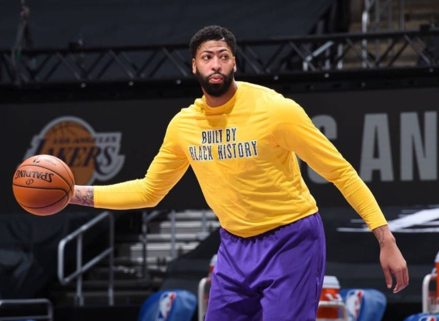 关于江苏队轻取上海队，浓眉哥高光表现的信息