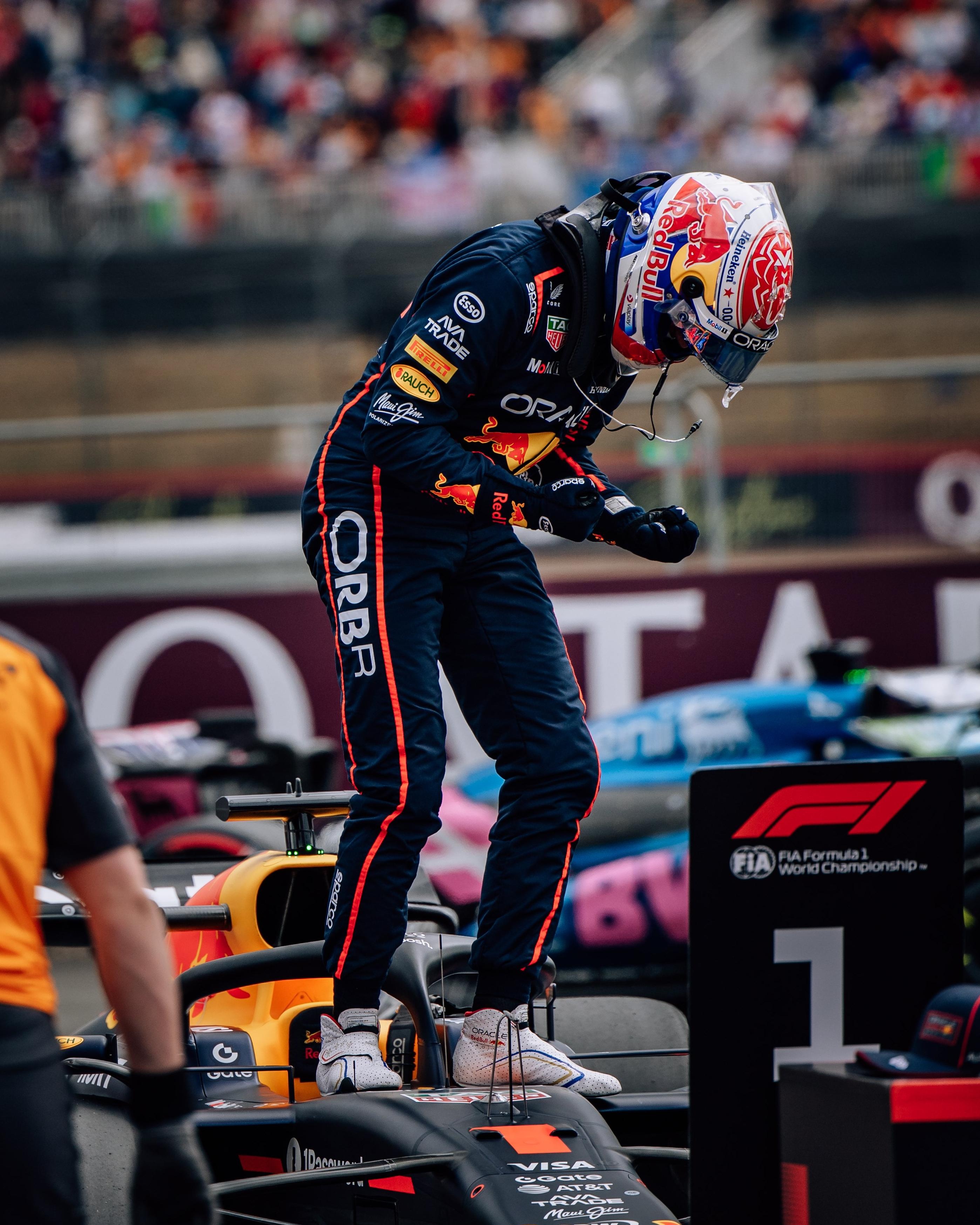 索伯车队横扫阿斯顿马丁,维斯塔潘关键制胜 索伯车队横扫阿斯顿马丁,维斯塔潘关键制胜