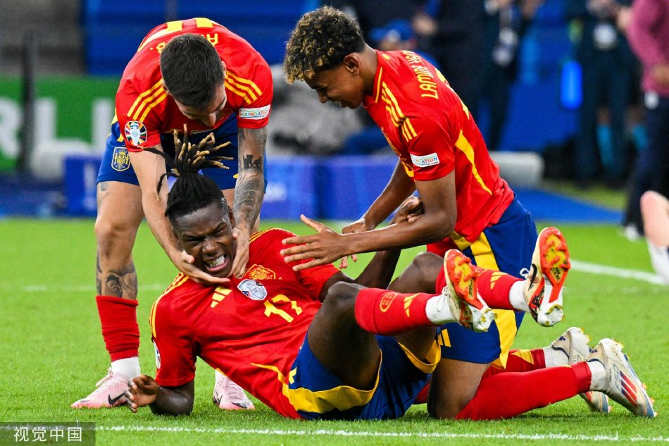 克罗地亚鏖战法国，奥亚尔萨瓦尔点燃赛场