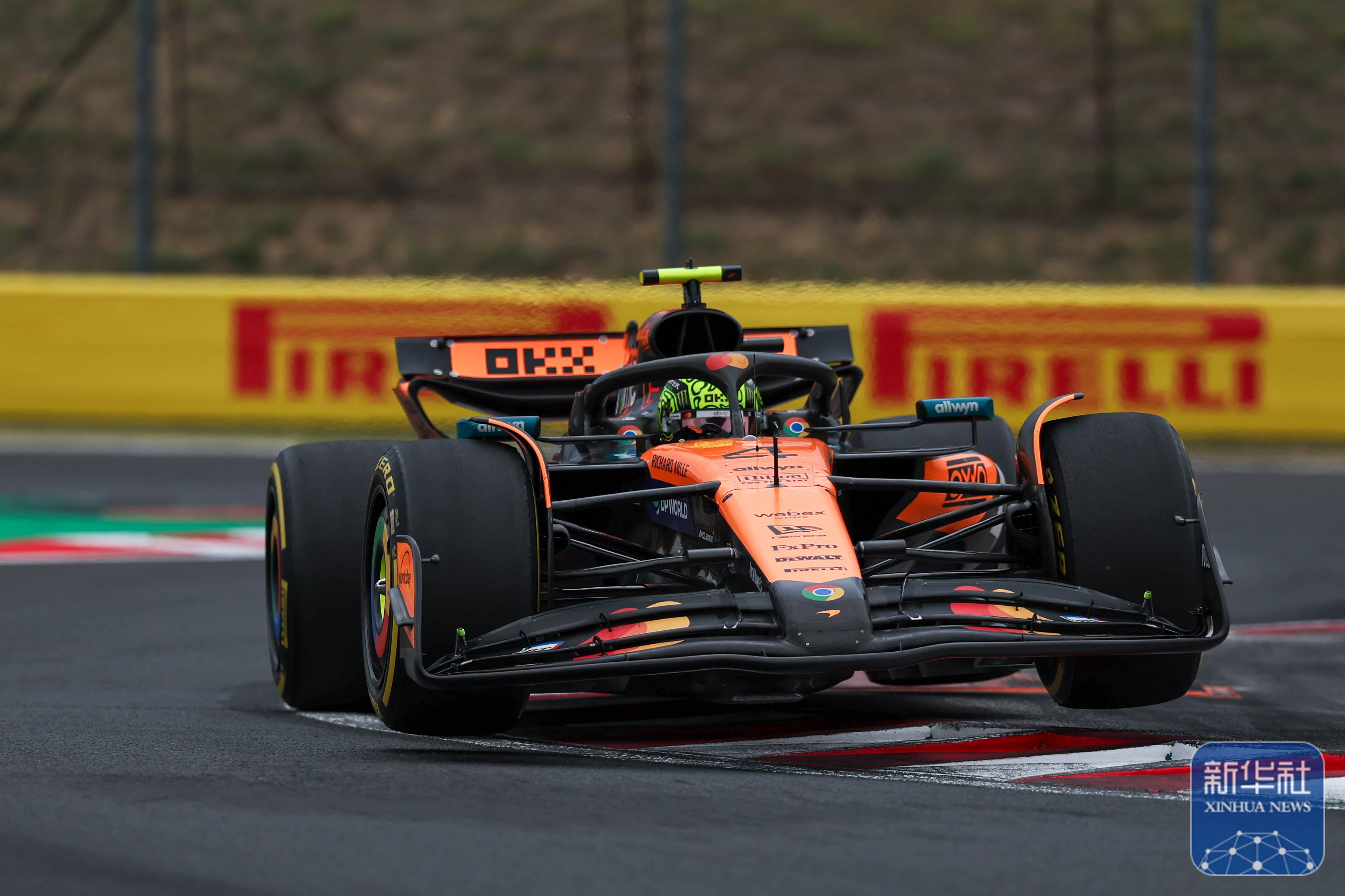 迈凯伦完胜哈斯车队，诺里斯惊艳四座