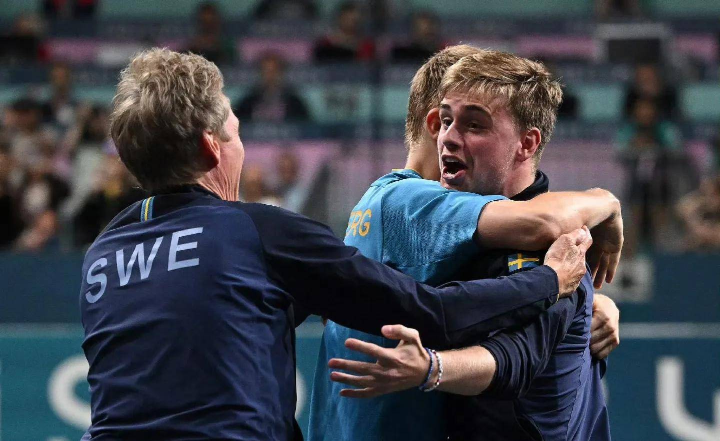 德国队完胜葡萄牙队，张本智和惊艳四座