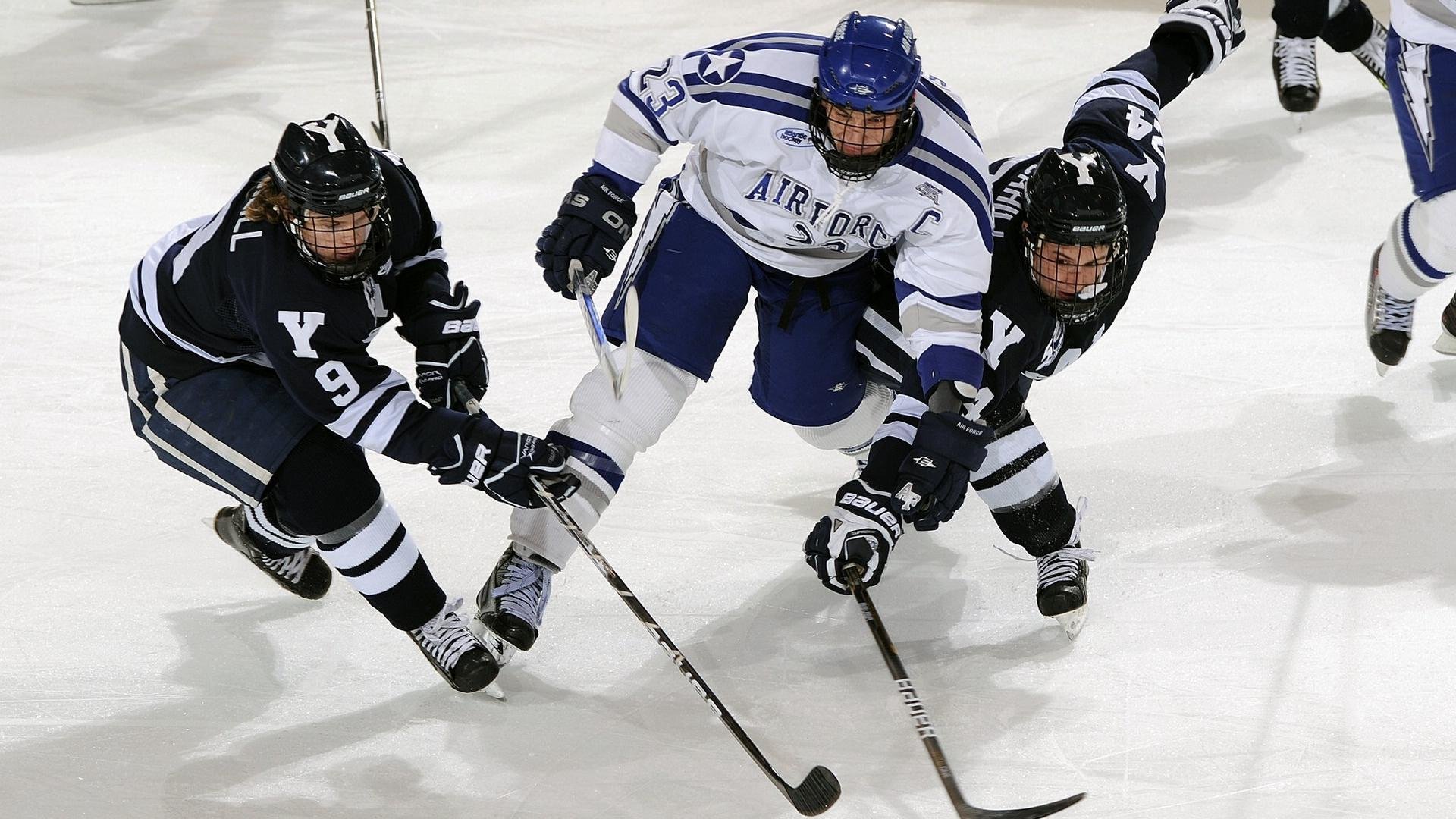 关键先生霍勒迪,雄鹿顶住雷霆反扑,锁定胜局的12分钟